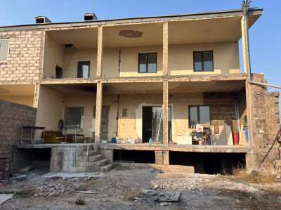 Կոդ AS-4059  Վաճառվում է  առանձնատուն