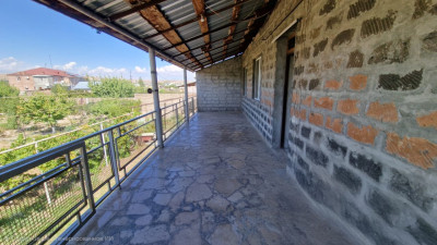 Կոդ AV-9028 Վաճառվում է առանձնատուն