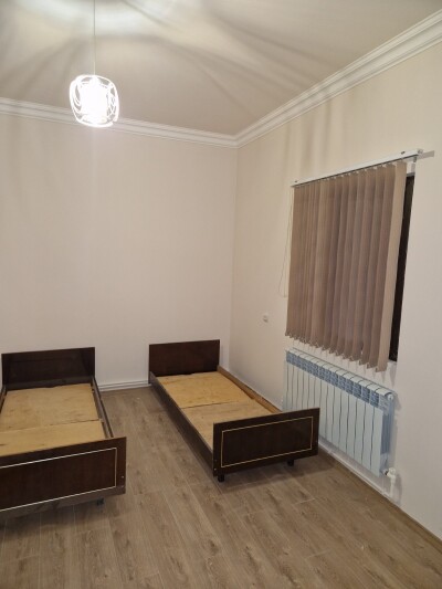 Կոդ  A-318 Վարձով է տրվում առանձնատուն