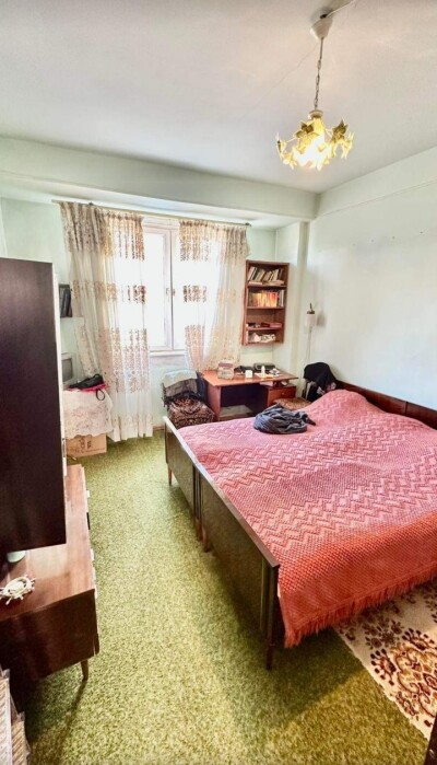 Կոդ  B-324 Վարձով է տրվում բնակարան