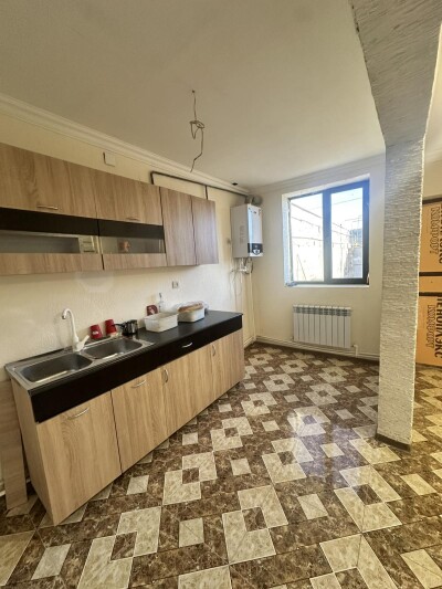 Կոդ 600 Վարձով է տրվում առանձնատուն