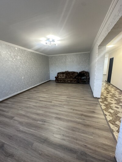 Կոդ 600 Վարձով է տրվում առանձնատուն