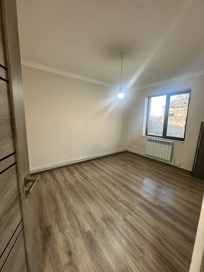 Կոդ 600 Վարձով է տրվում առանձնատուն