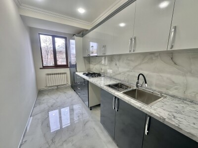 Կոդ 616 Վարձով է տրվում բնակարան