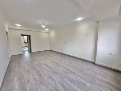 Կոդ 616 Վարձով է տրվում բնակարան