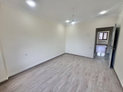 Կոդ 616 Վարձով է տրվում բնակարան