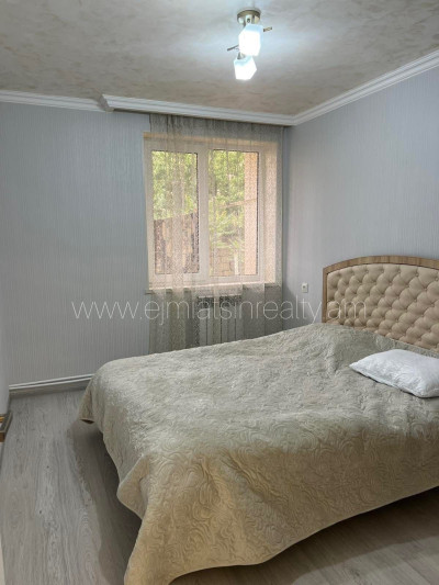 Կոդ BA-9977  Վաճառվում է բնակարան