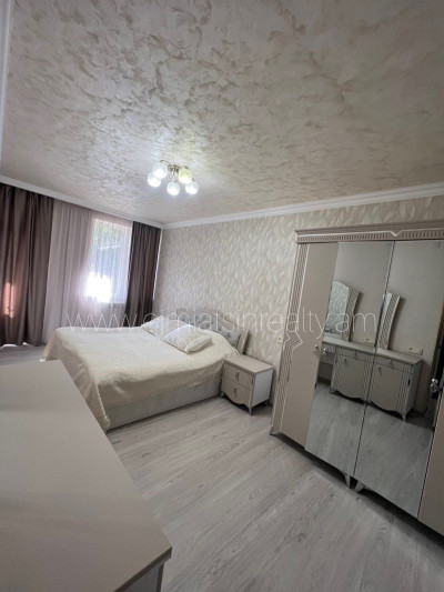 Կոդ BA-9977  Վաճառվում է բնակարան