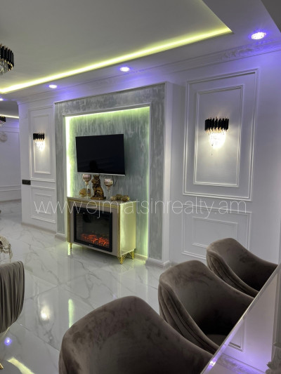 Կոդ BA-9977  Վաճառվում է բնակարան