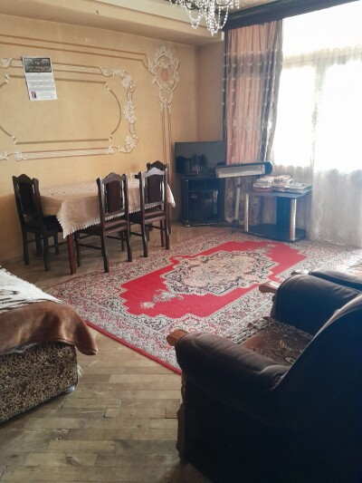 Կոդ 640 Վարձով է տրվում  բնակարան