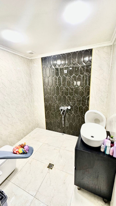 Կոդ BA-0034  Վաճառվում է բնակարան