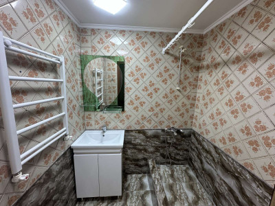 Կոդ 610 Վարձով է տրվում  բնակարան