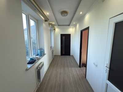 Կոդ AA-7459  Վաճառվում Է  առանձնատուն