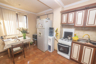 Կոդ BA-0802   Վաճառվում է բնակարան