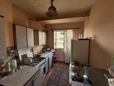 Կոդ BA-8296   Վաճառվում է բնակարան