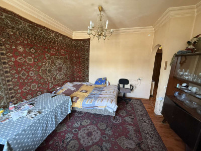 Կոդ BA-8296   Վաճառվում է բնակարան