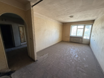 Կոդ BA-2624  Վաճառվում է բնակարան