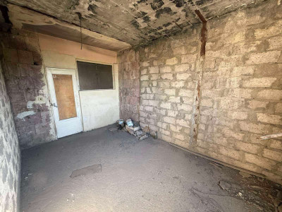 Կոդ BA-2624  Վաճառվում է բնակարան