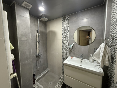 Կոդ BA-6012   Վաճառվում է բնակարան