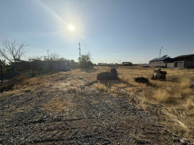 Կոդ HA-2305  Վաճառվում է տնամերձ հող