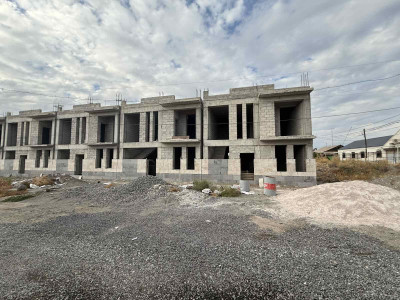 Կոդ AA-8888   Վաճառվում են առանձնատներ