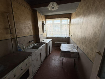 Կոդ BA-3042  Վաճառվում է բնակարան