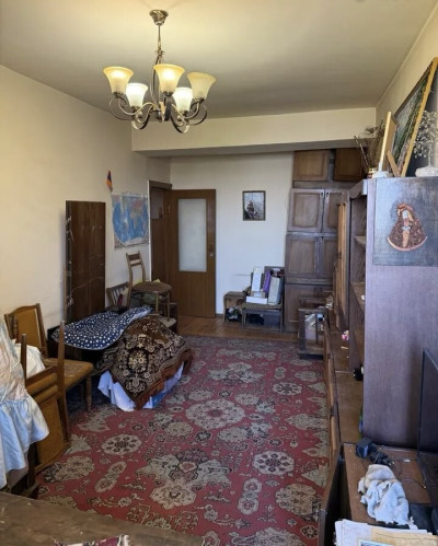 Կոդ BA-4737  Վաճառվում է բնակարան