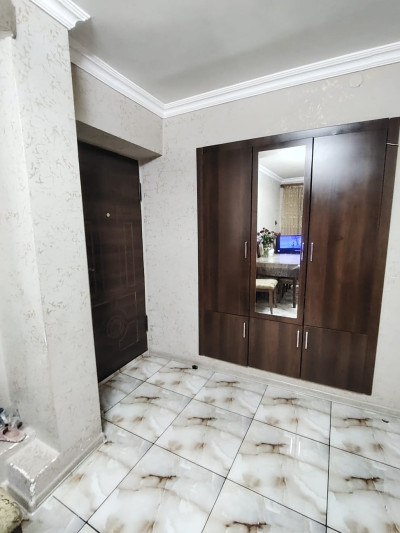 Կոդ BA-6212   Վաճառվում է բնակարան