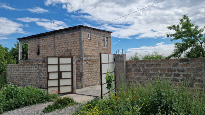 Կոդ AV-6111 Վաճառվում է առանձնատուն