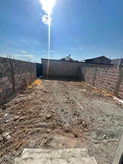 Կոդ AA-2451 Վաճառվում է առանձնատուն