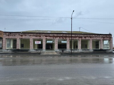 Կոդ K-330  Վարձով է տրվում    ԿՈՄԵՐՑԻՈՆ ՏԱՐԱԾՔ